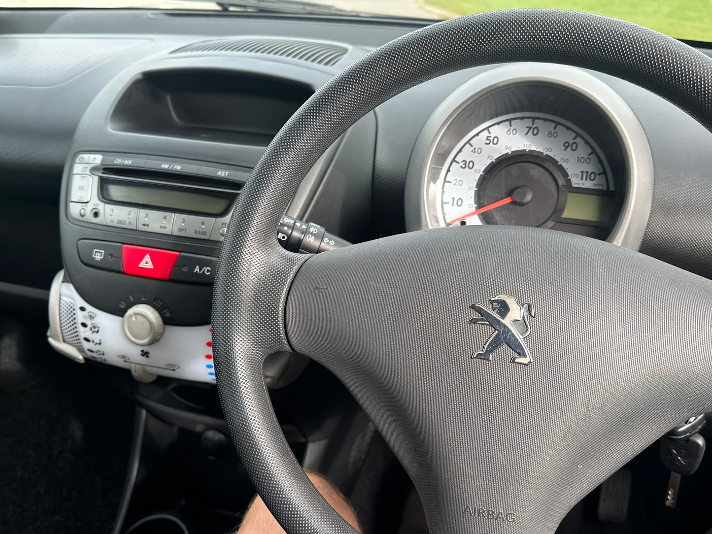 Peugeot 107 Active 2012