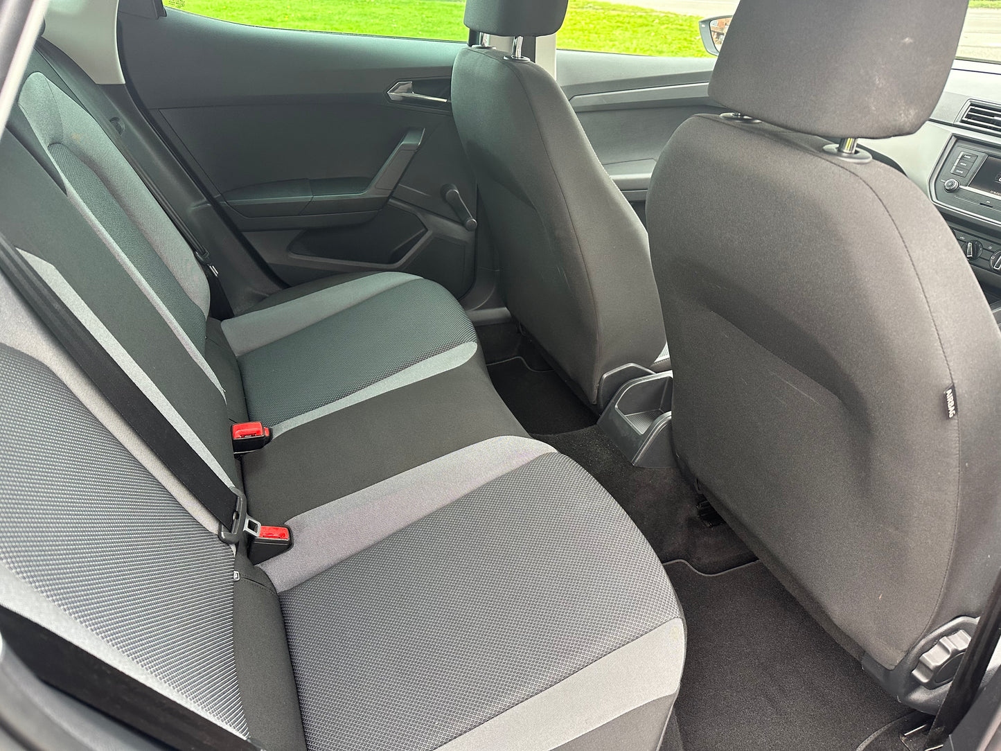 Seat Ibiza SE design