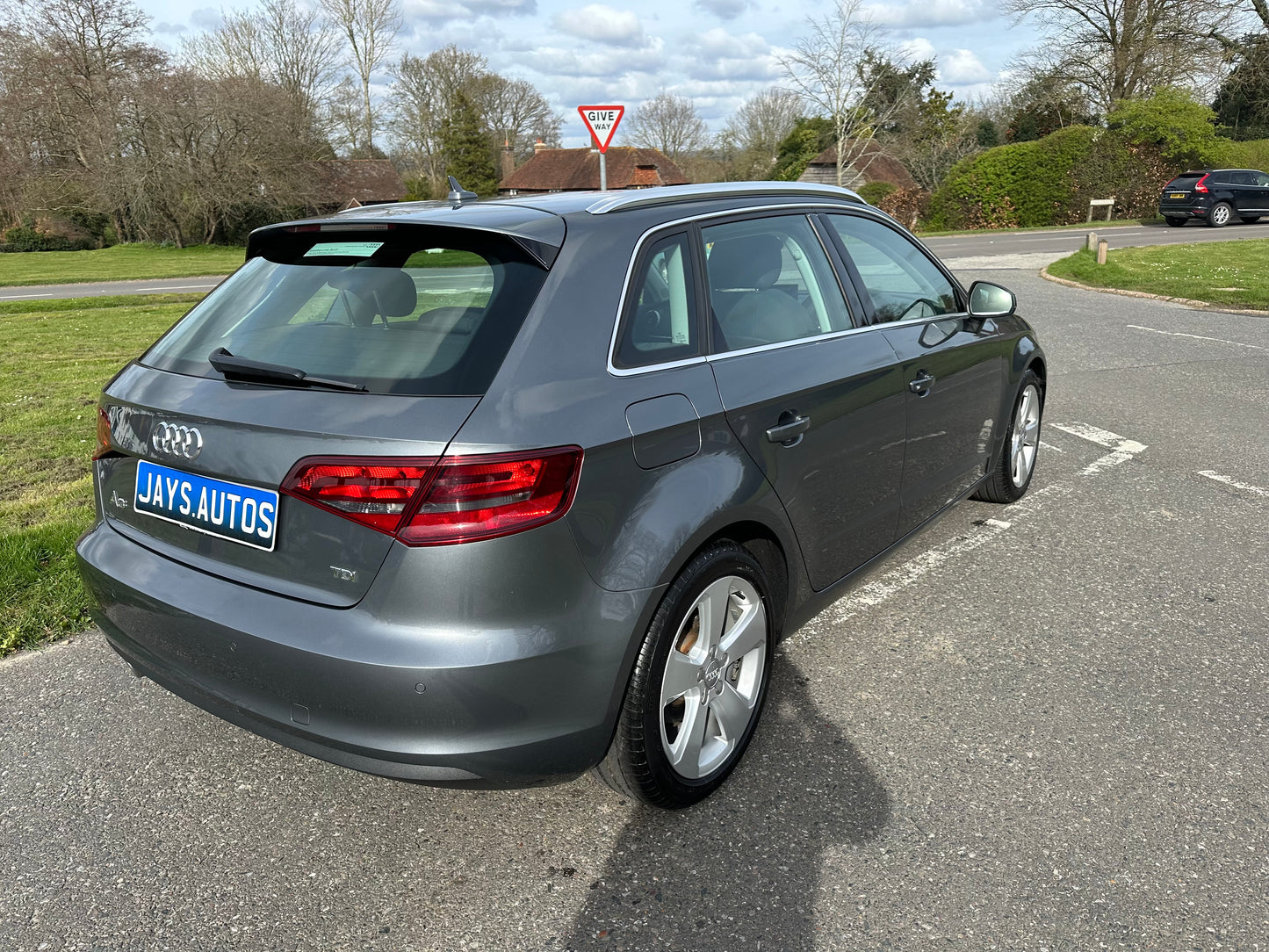 Audi A3 TDI SE £11,000