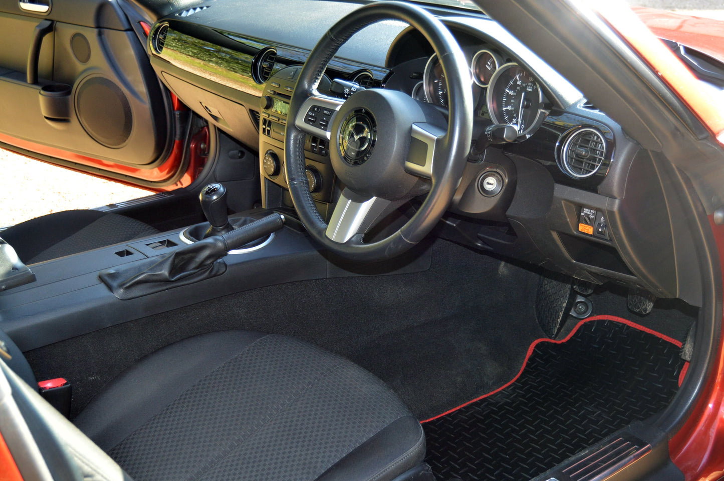 Mazda MX-5 Roadster Coupe, 2008