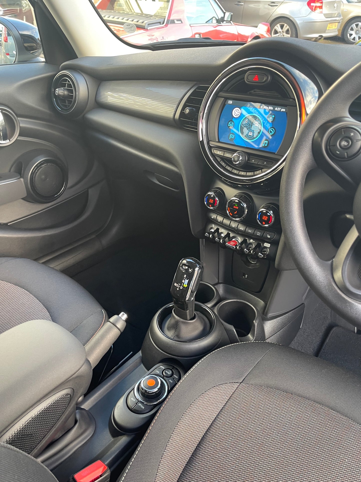 Mini Cooper classic 1.5cc 5Dr 2019